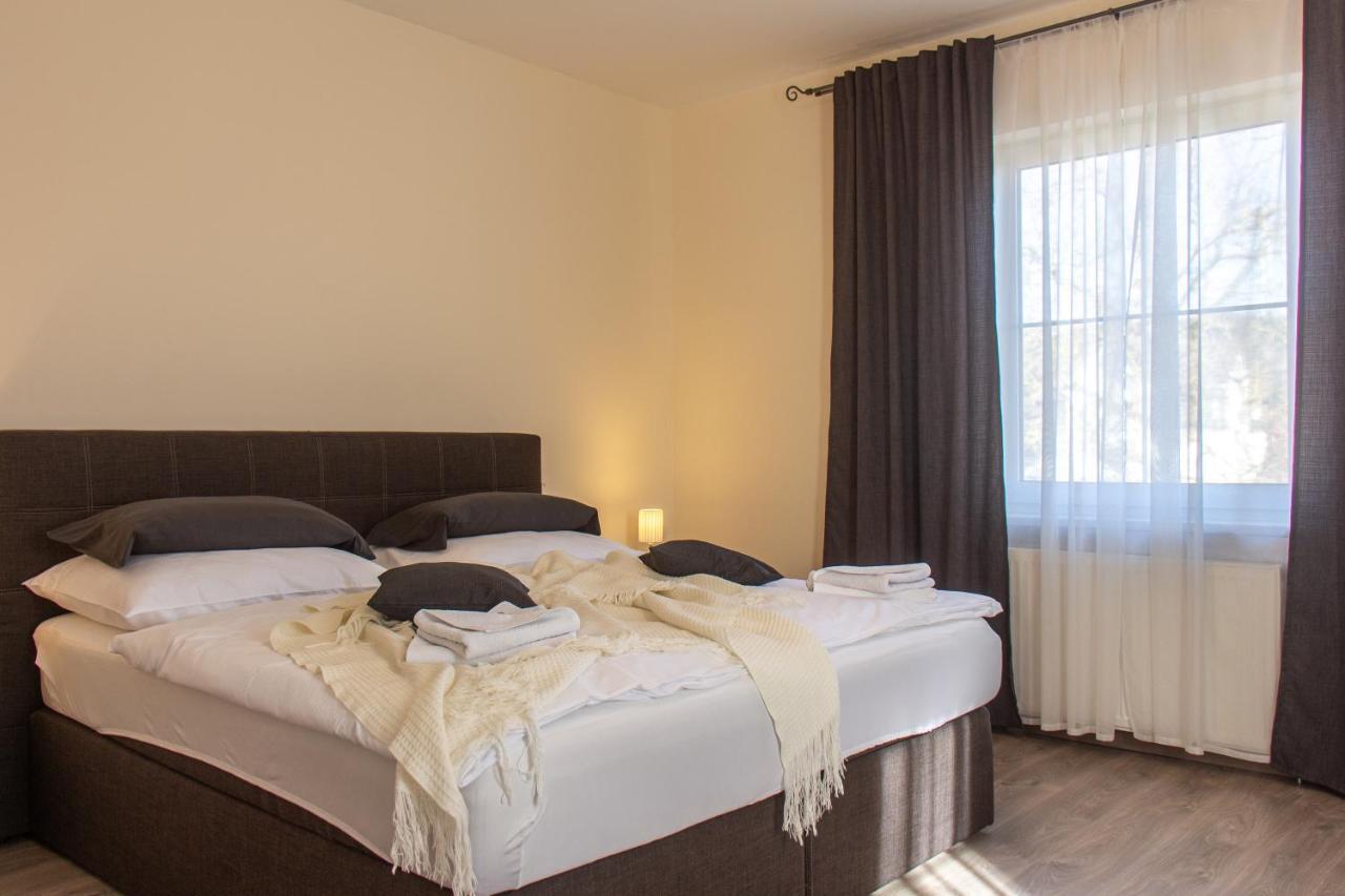 Villa Anzio มาเรียอานซเกลาซนี ภายนอก รูปภาพ
