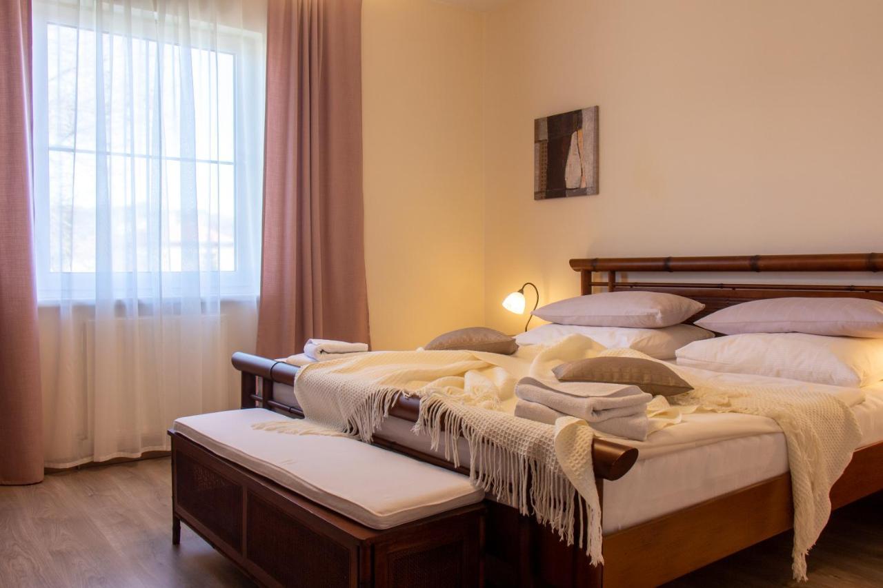 Villa Anzio มาเรียอานซเกลาซนี ภายนอก รูปภาพ